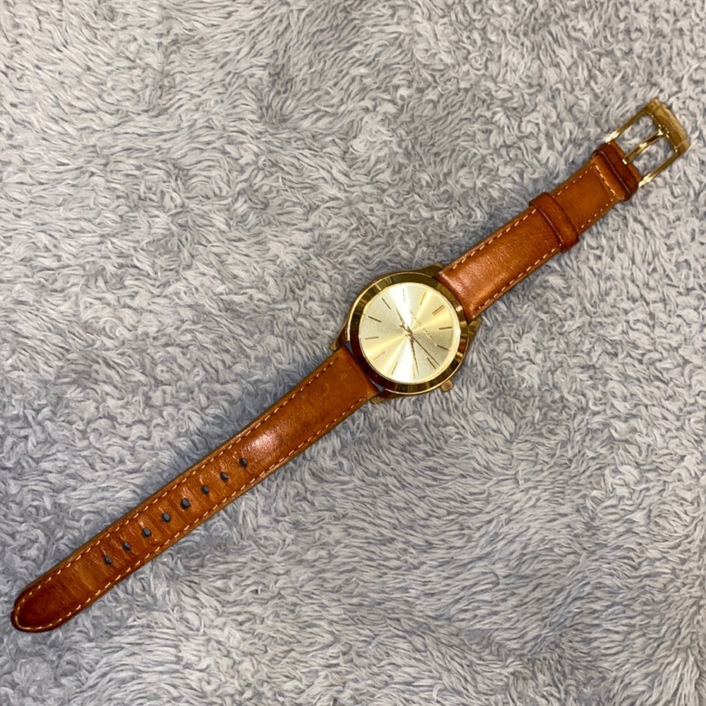 Michael Kors Runway MK3427 Women's Brown Leather Analog Dial Quartz Watch